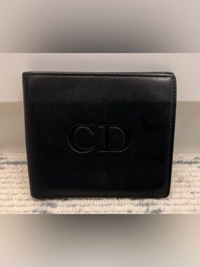 DIOR Vintage Rare Unisex Black Leather CD Logo Icon Bifold Wallet W/ Red Inside